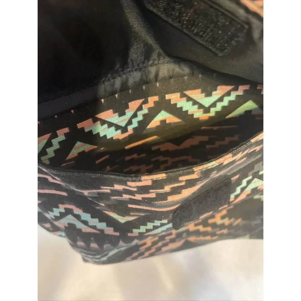 Backpack Bag Aztec Print Zipper Snaps‎ Hook & Loop Adjustable